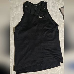 Small Nike running tank